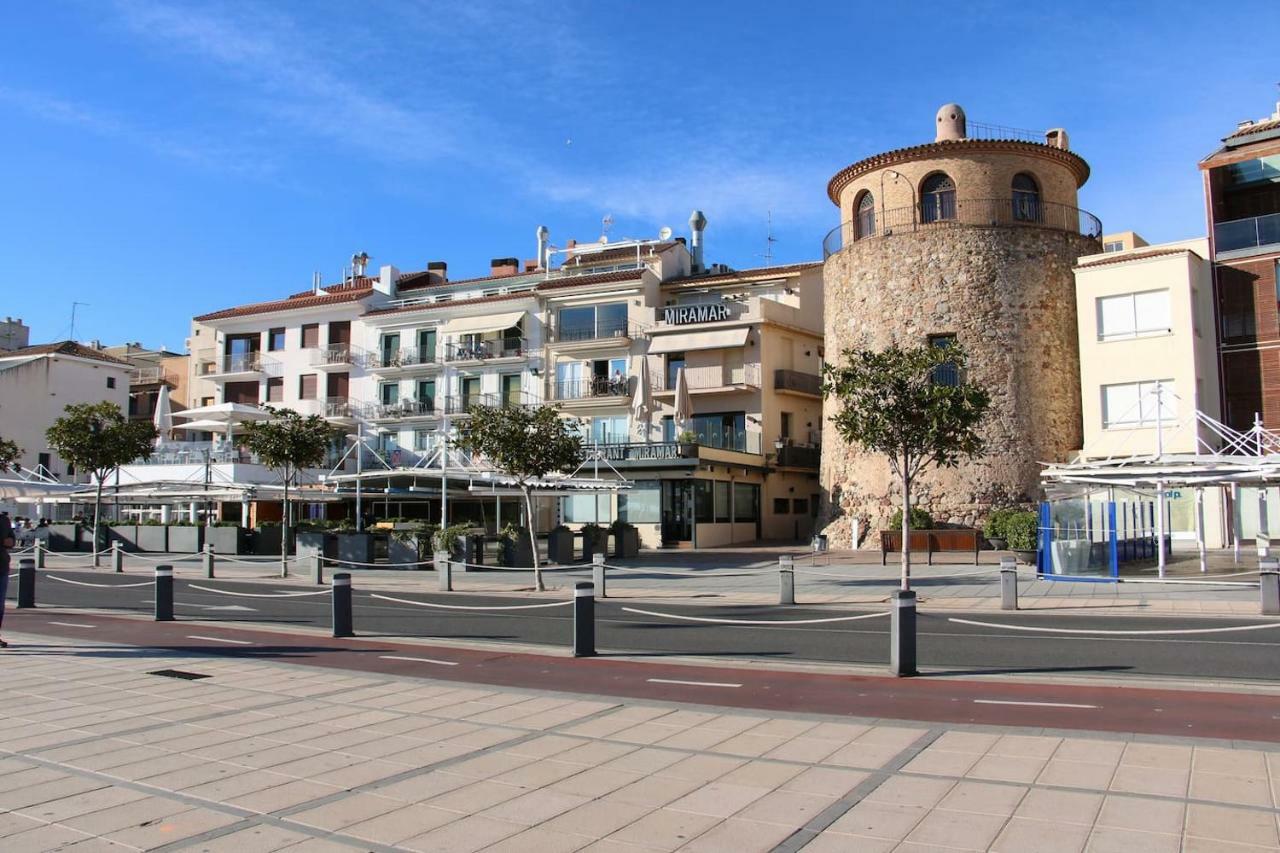 Casa Tomas - Lovely Townhouse In كامبريلس المظهر الخارجي الصورة