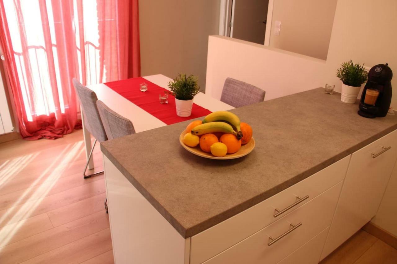 Casa Tomas - Lovely Townhouse In كامبريلس المظهر الخارجي الصورة
